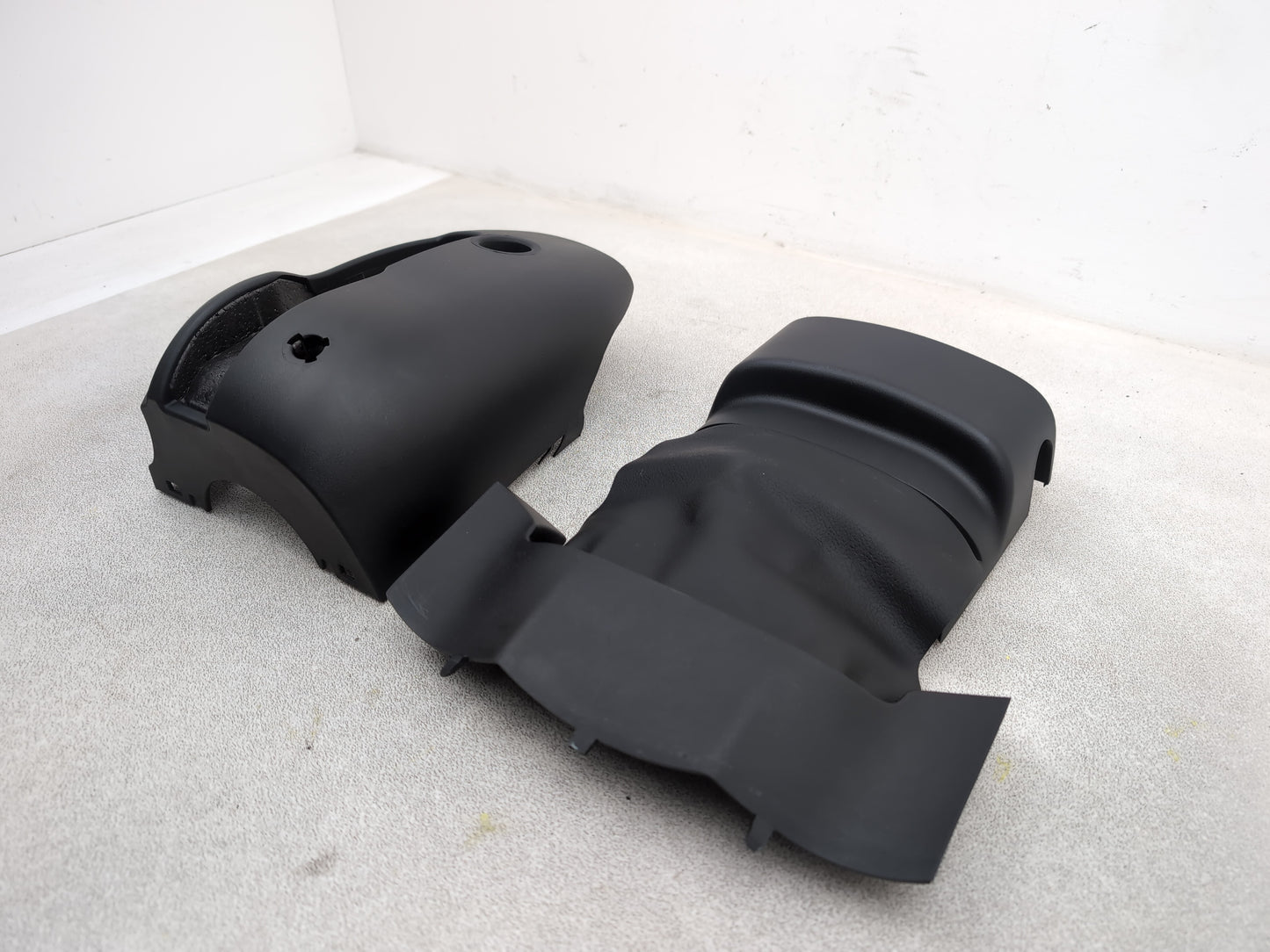 Steering Column Shroud Upper and Lower 2