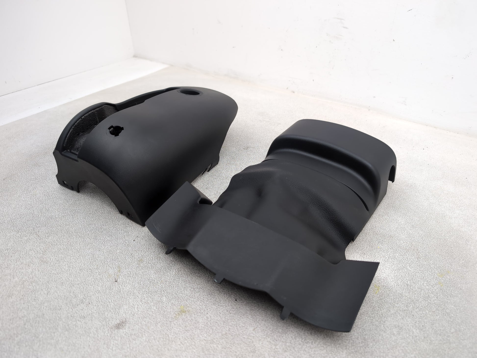 Steering Column Shroud Upper and Lower 2