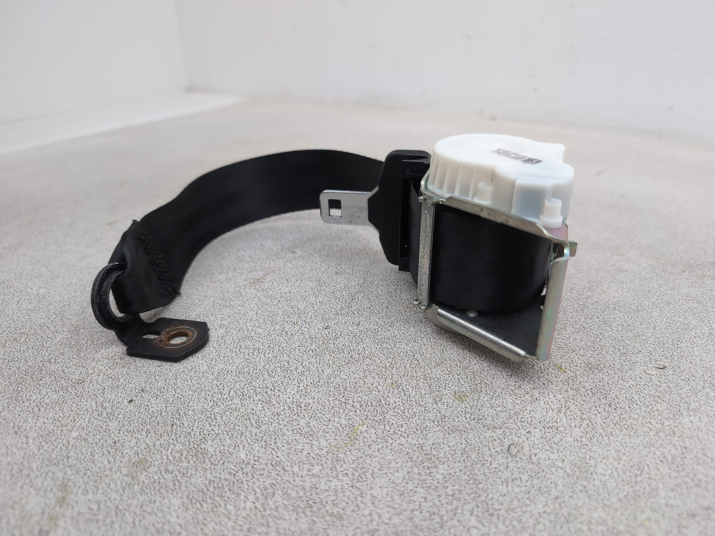 Seat Belt Rear LH 2