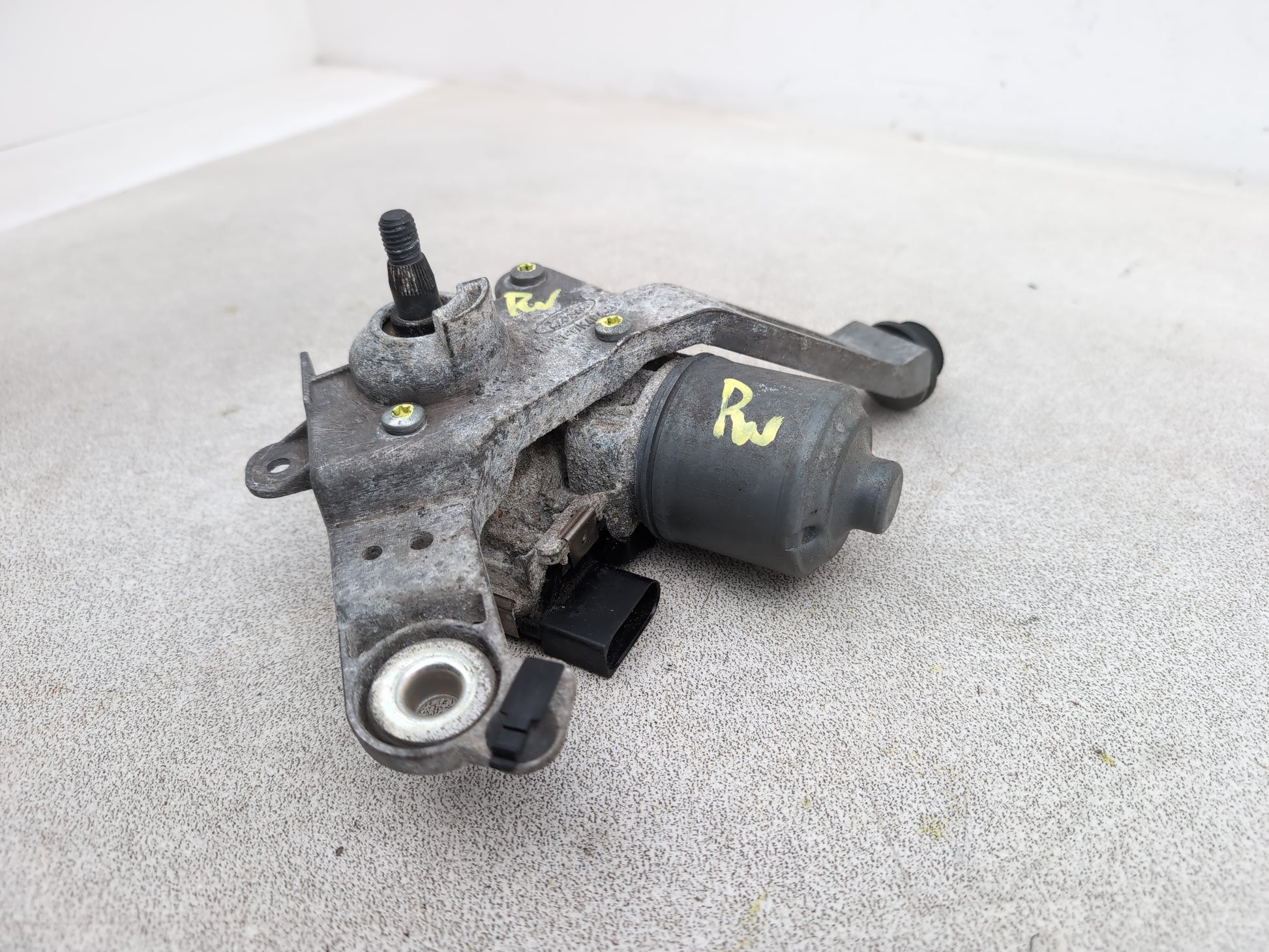 Wiper Motor Front RH 2