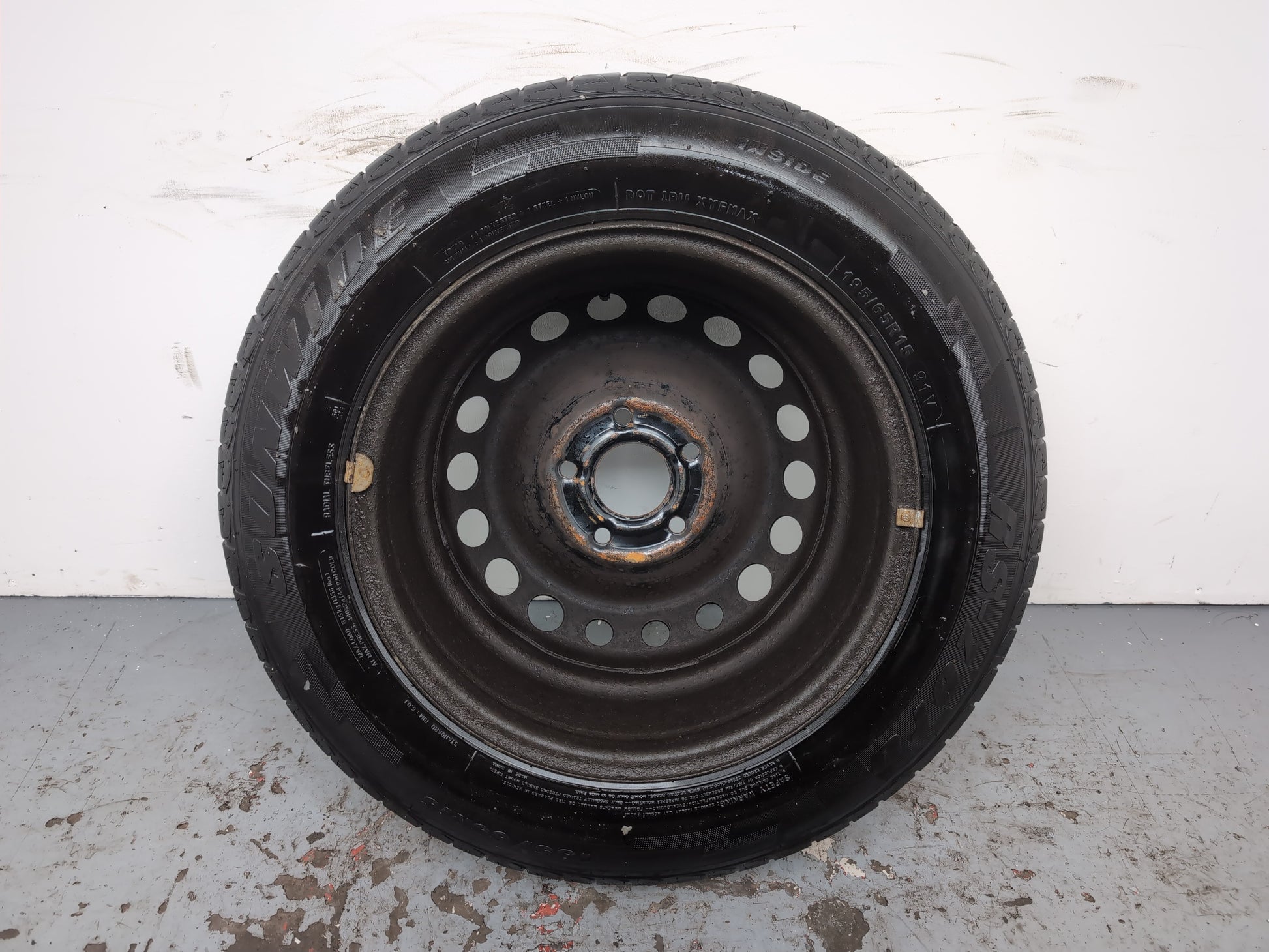 Renault Scenic Bizu Wheel With Tyre 195/65 R15 - photo 8