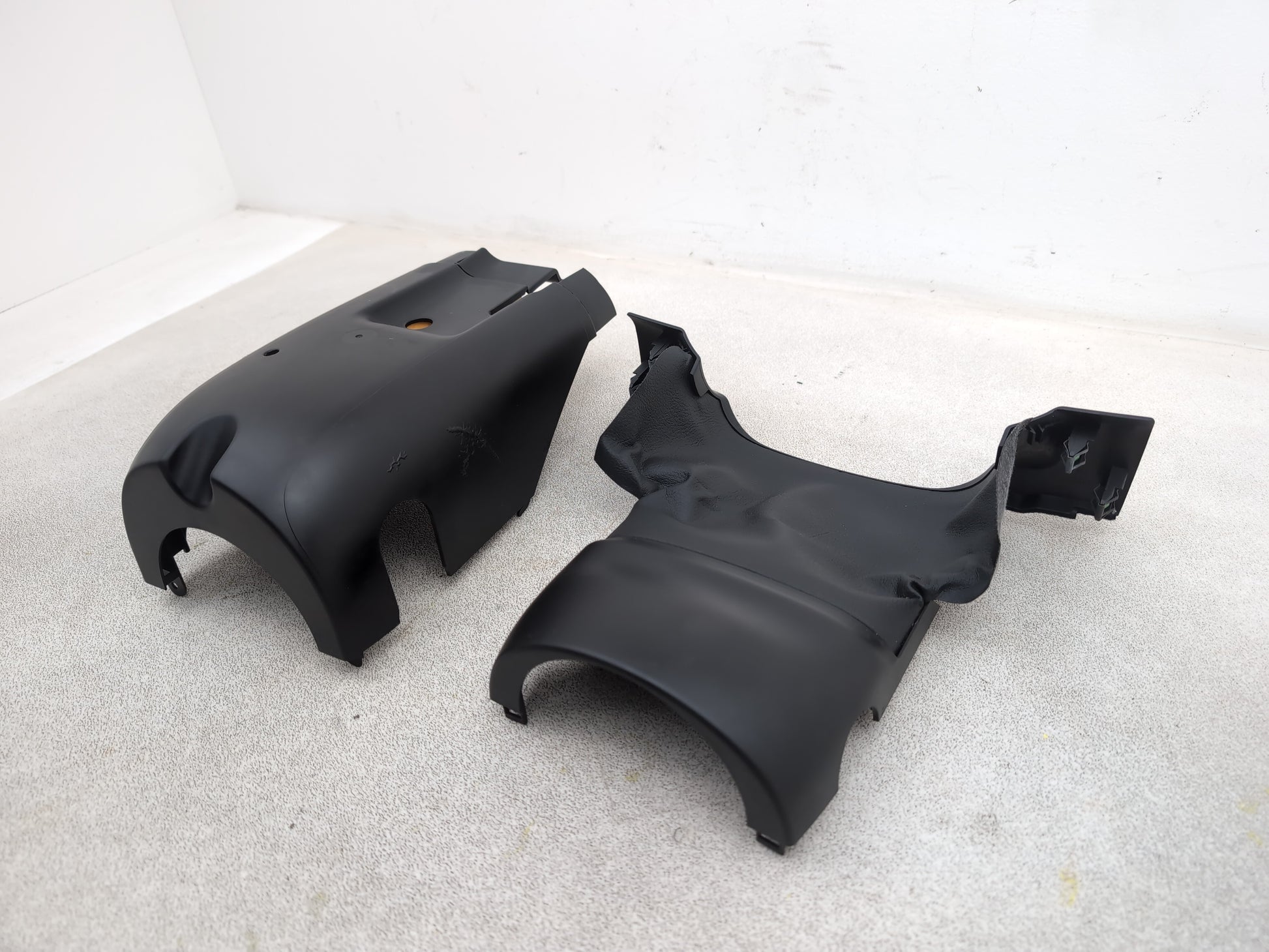 Steering Column Shroud Upper and Lower 2