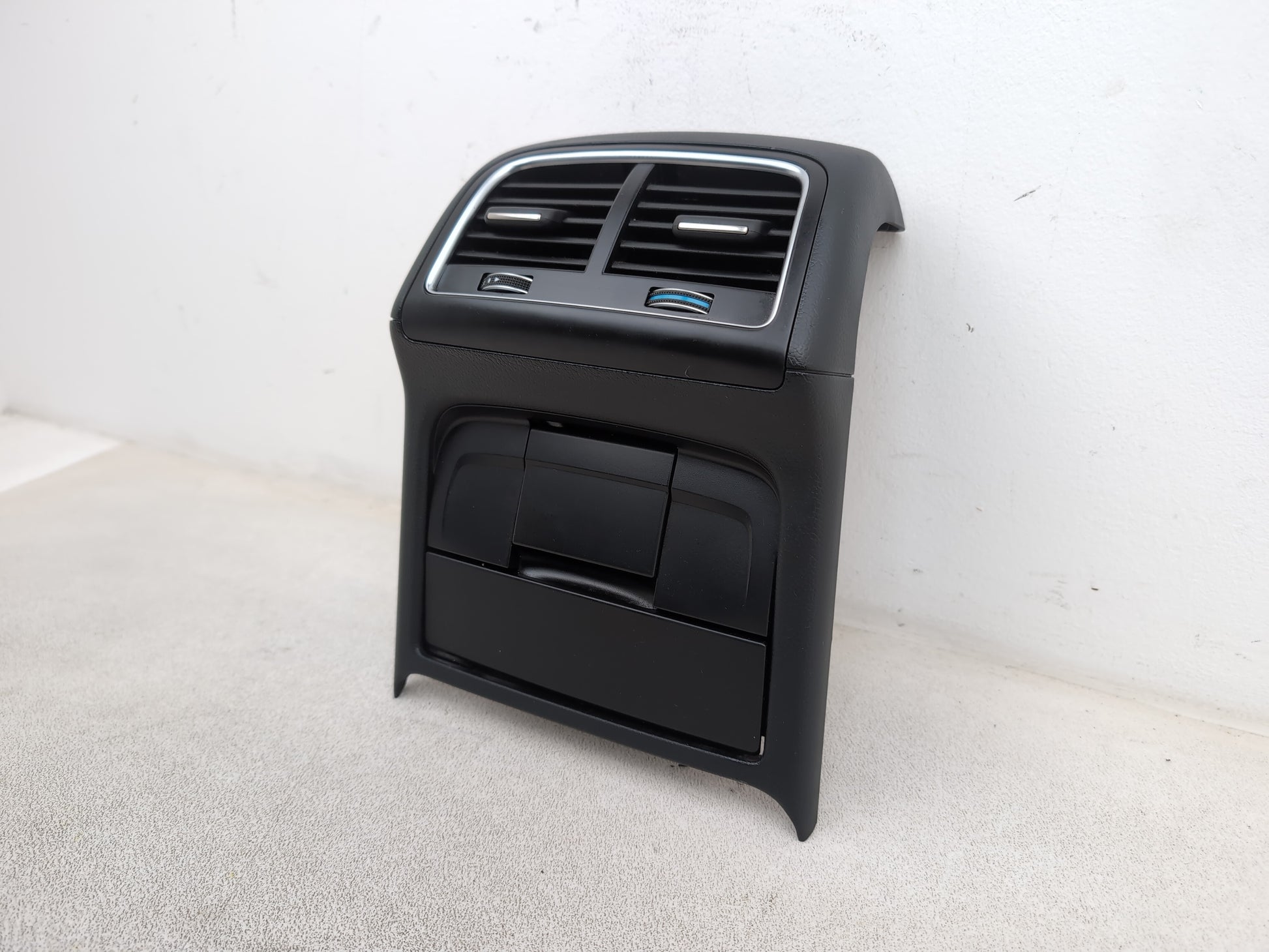 Dashboard Trim With Air Vent  2