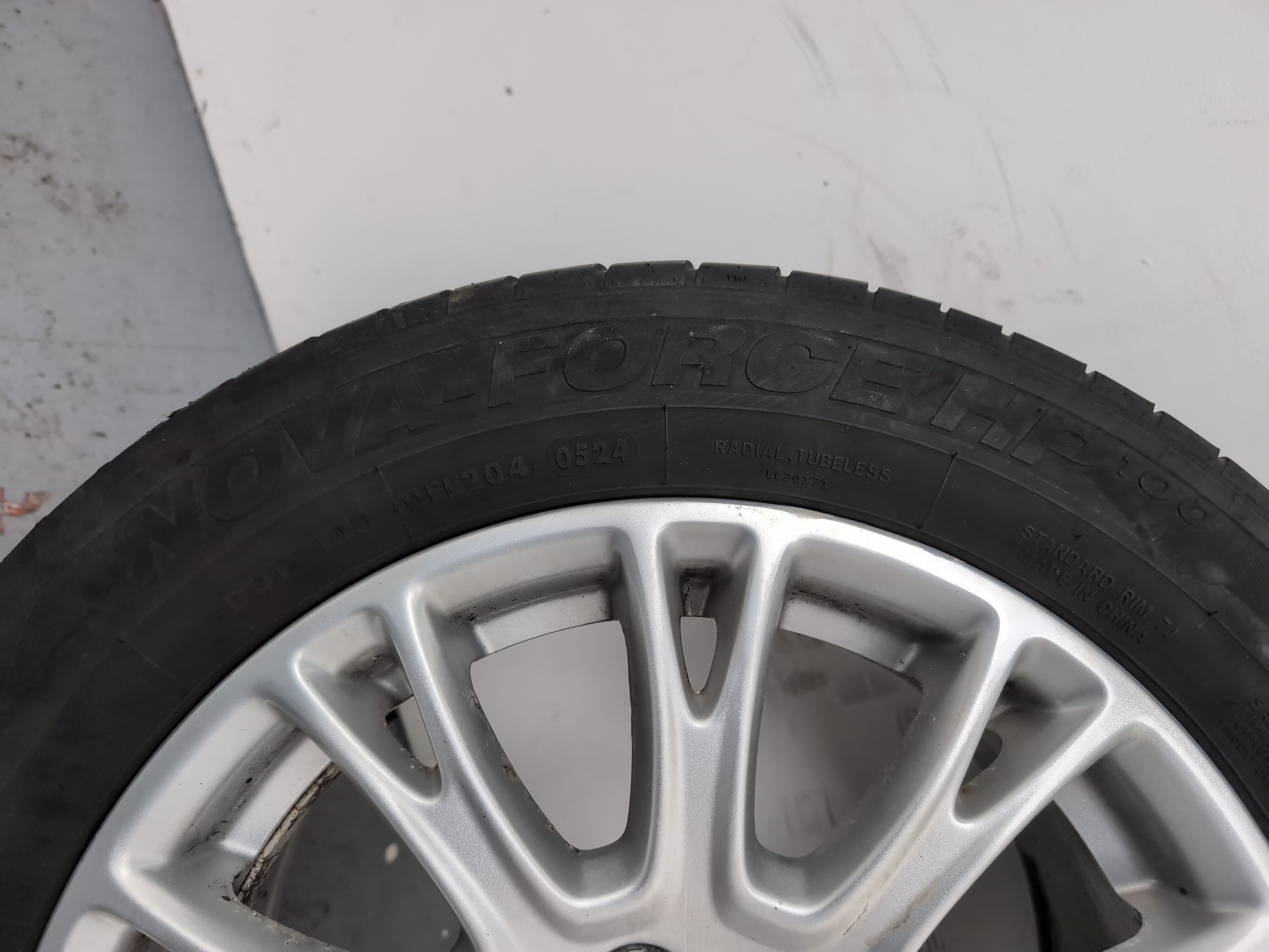 Ford Focus Zetec Tdci Wheel With Tyre 215/55 R16 7jx16h2x50 - photo 8