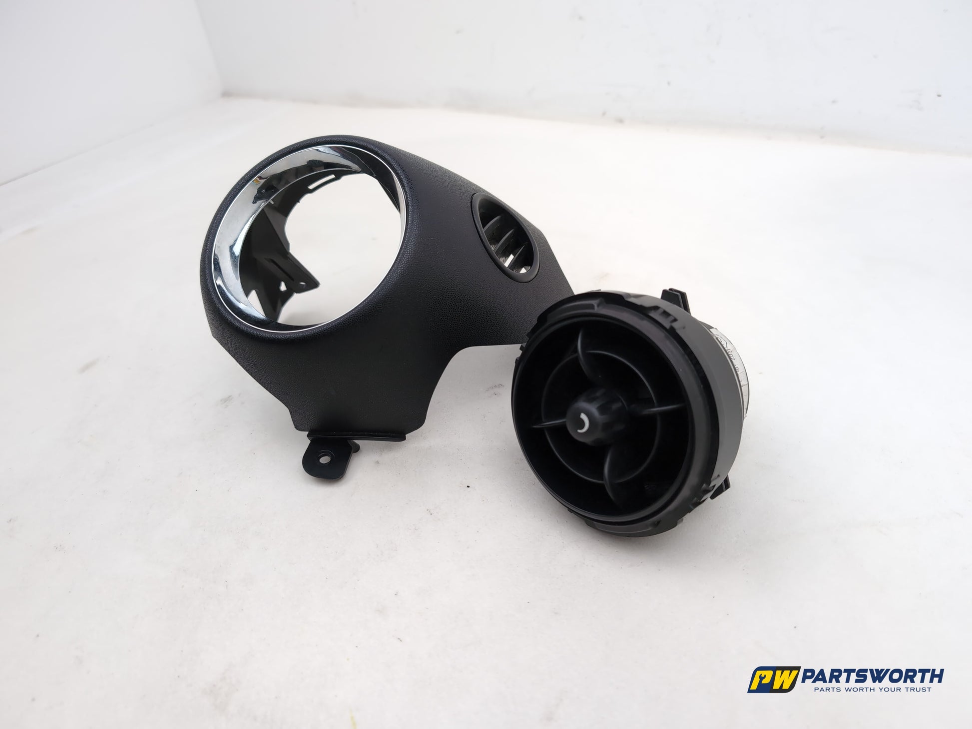 Dashboard Trim With Air Vent  2
