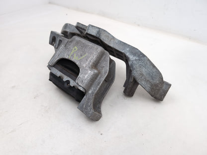 Engine Mounting Bracket 2