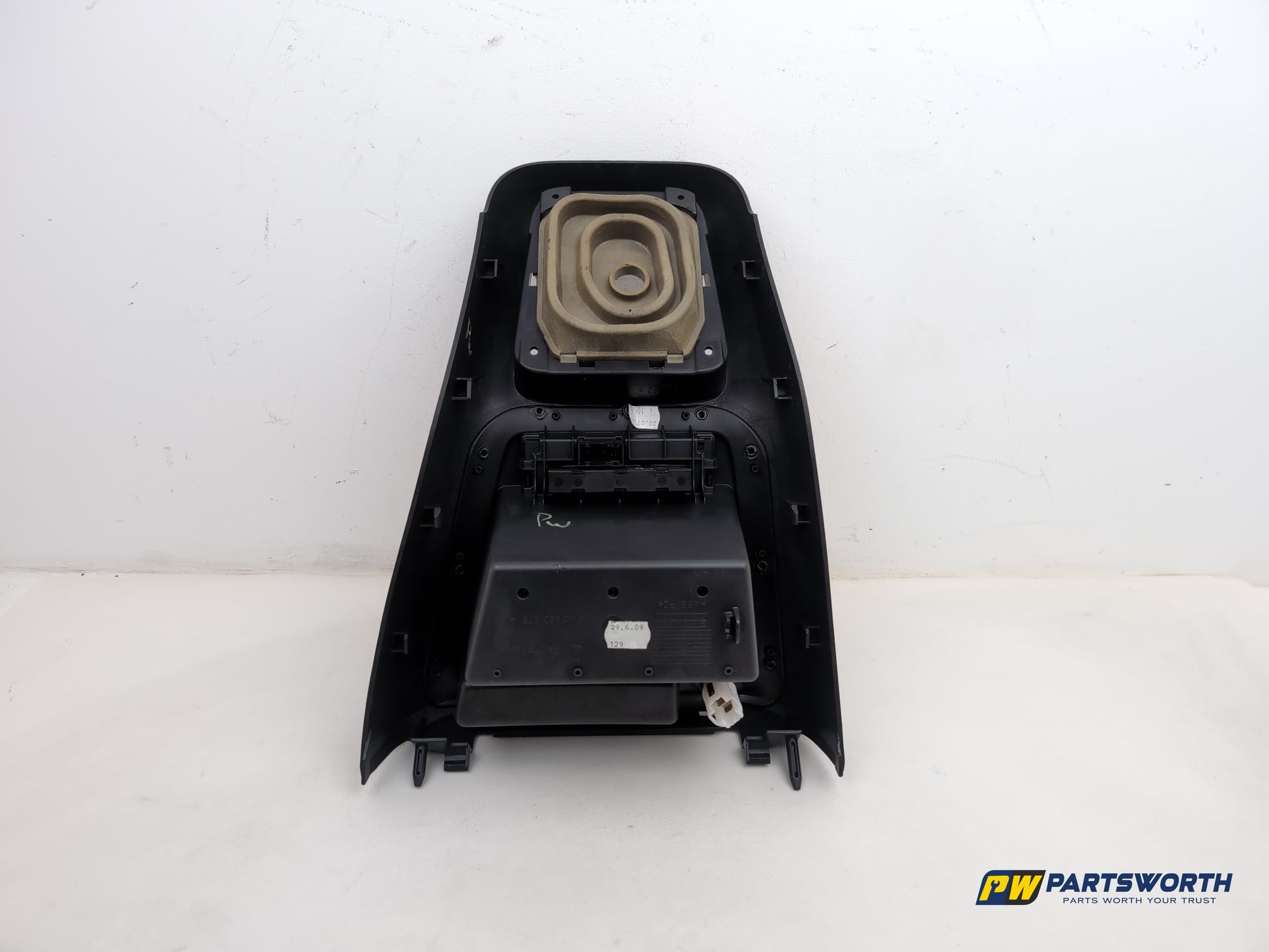Centre Console 7