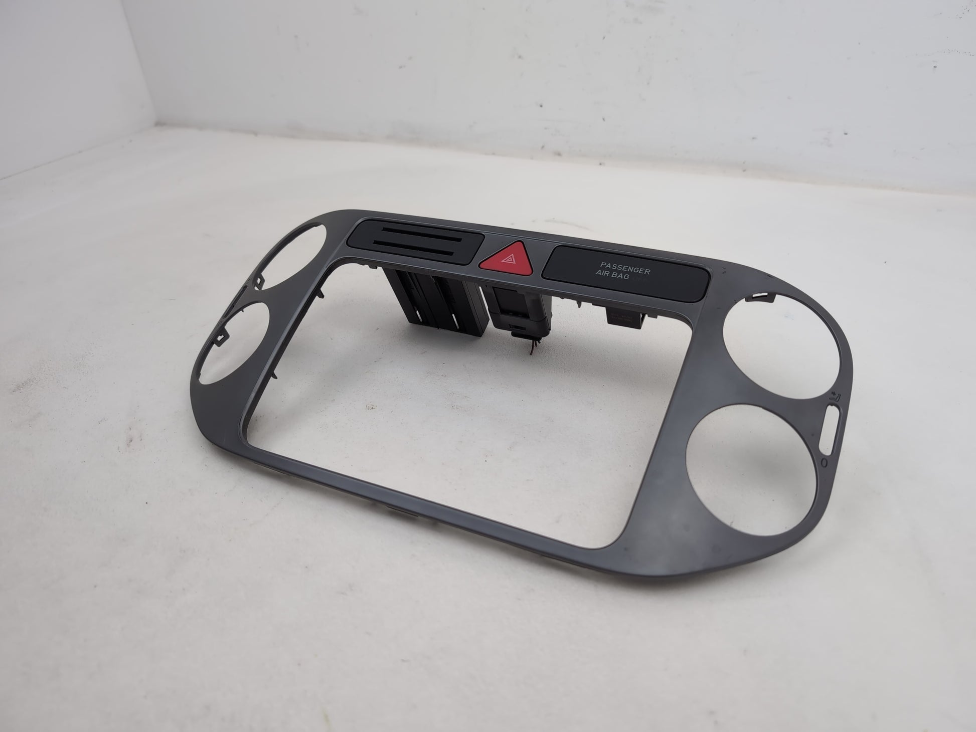Facia Panel Centre Trim 2