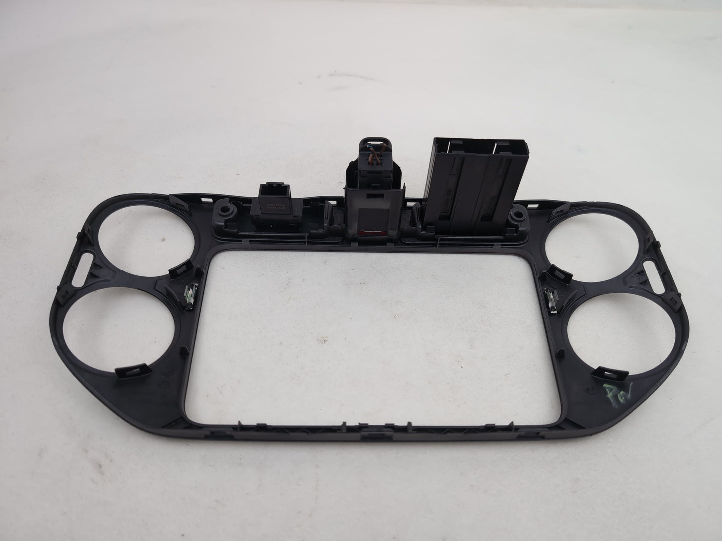 Facia Panel Centre Trim 5