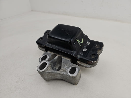 Engine Mounting Bracket 2
