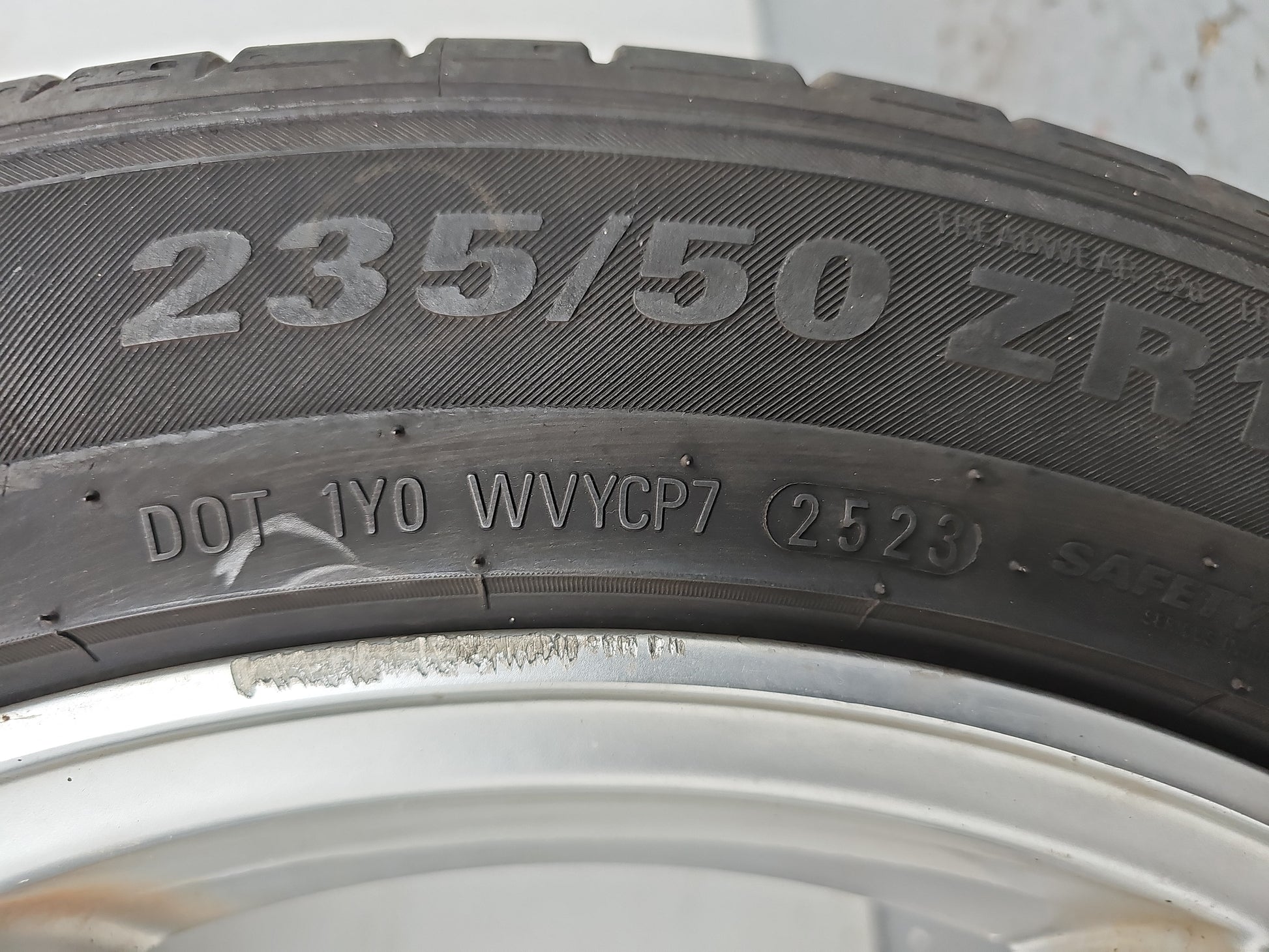 Volkswagen Tiguan Se 4motion Tsi Wheel With Tyre 235/50 R18 65718x8jj - photo 8