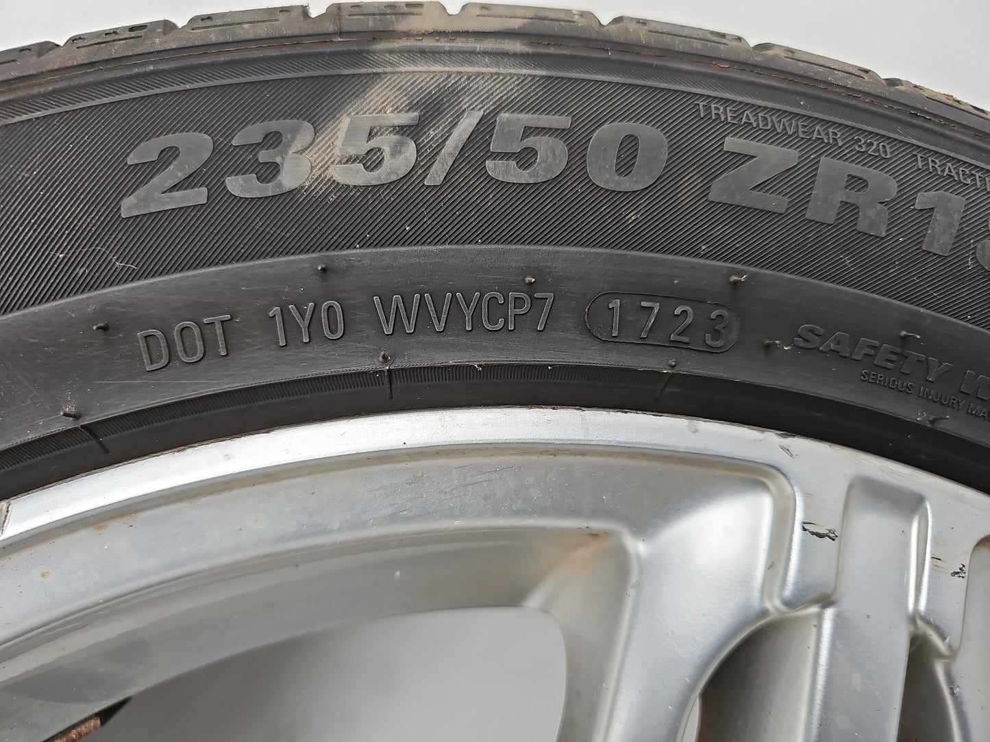Volkswagen Tiguan Se 4motion Tsi Wheel With Tyre 235/50 R18 65718x8jj - photo 8