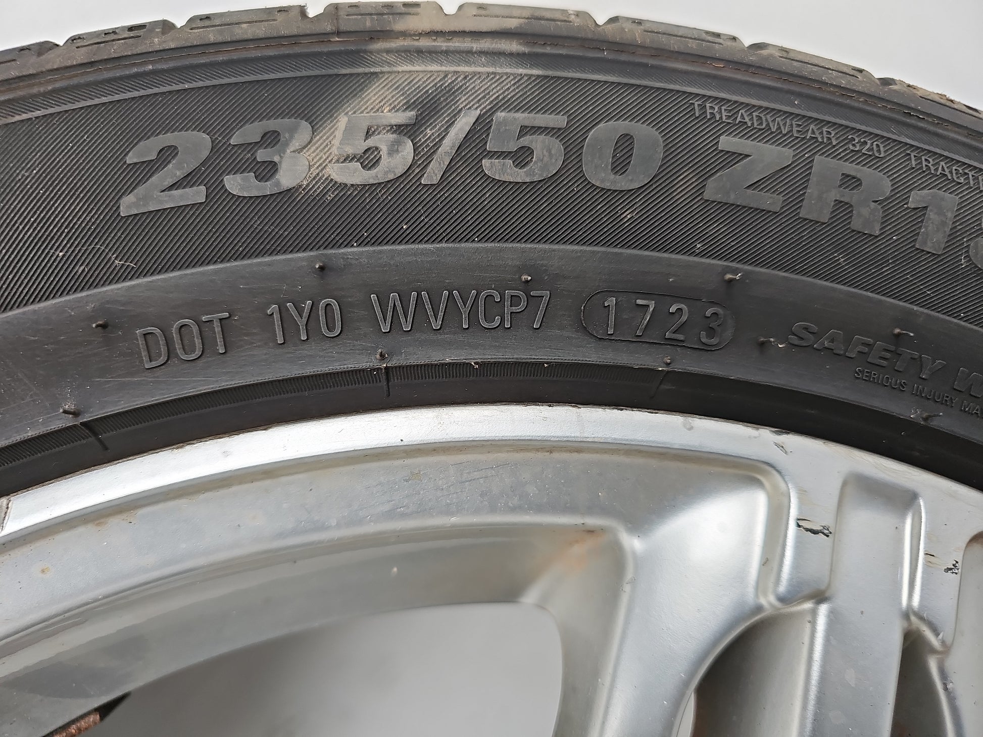 Volkswagen Tiguan Se 4motion Tsi Wheel With Tyre 235/50 R18 65718x8jj - photo 8