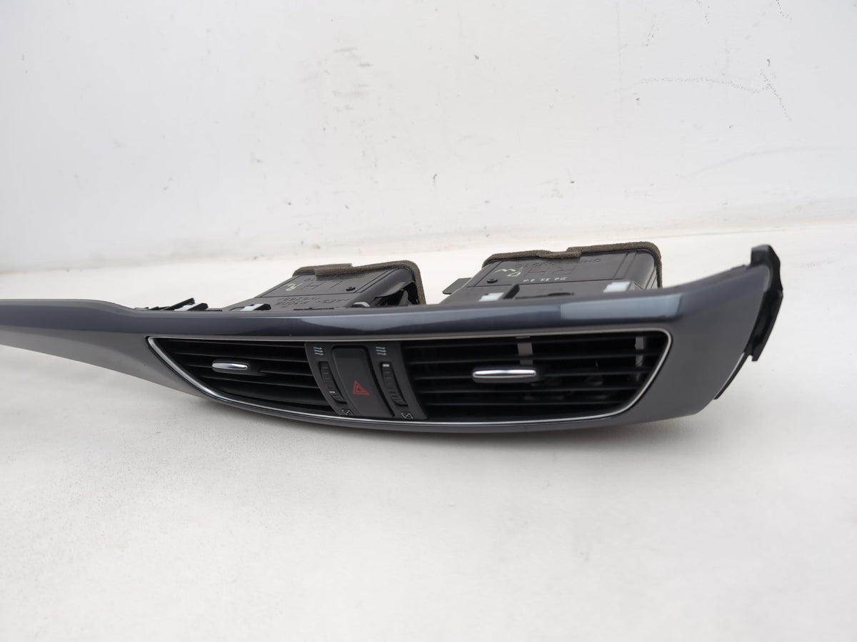 Dashboard Trim With Air Vent  2