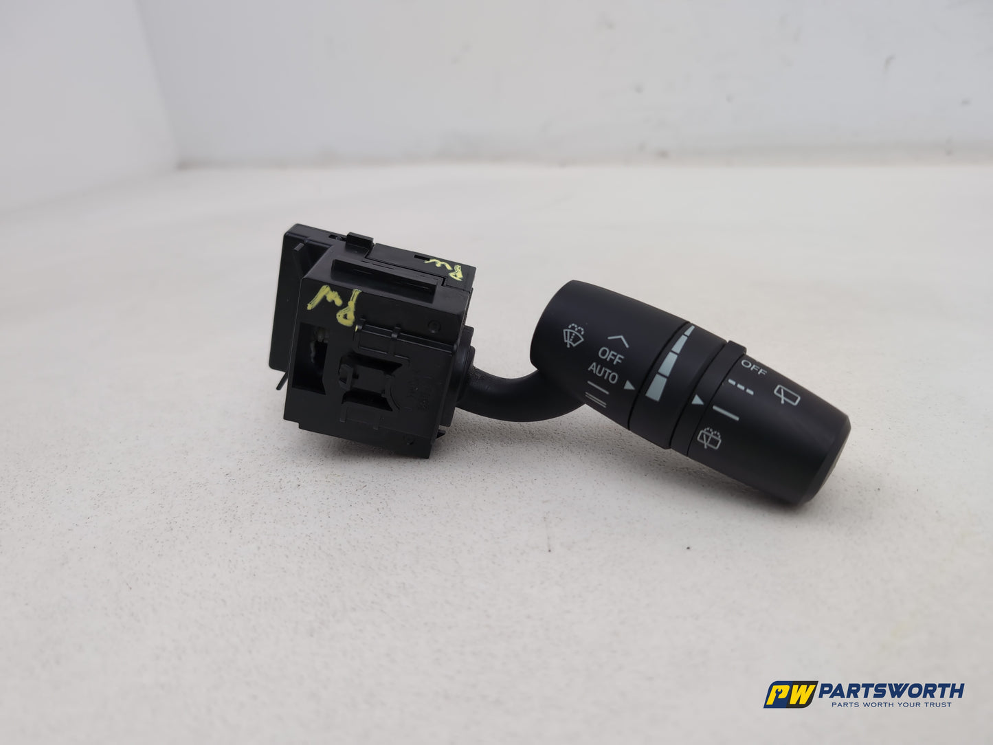 Wiper Stalk, Cruise Control, Gear Selector Stalk  2