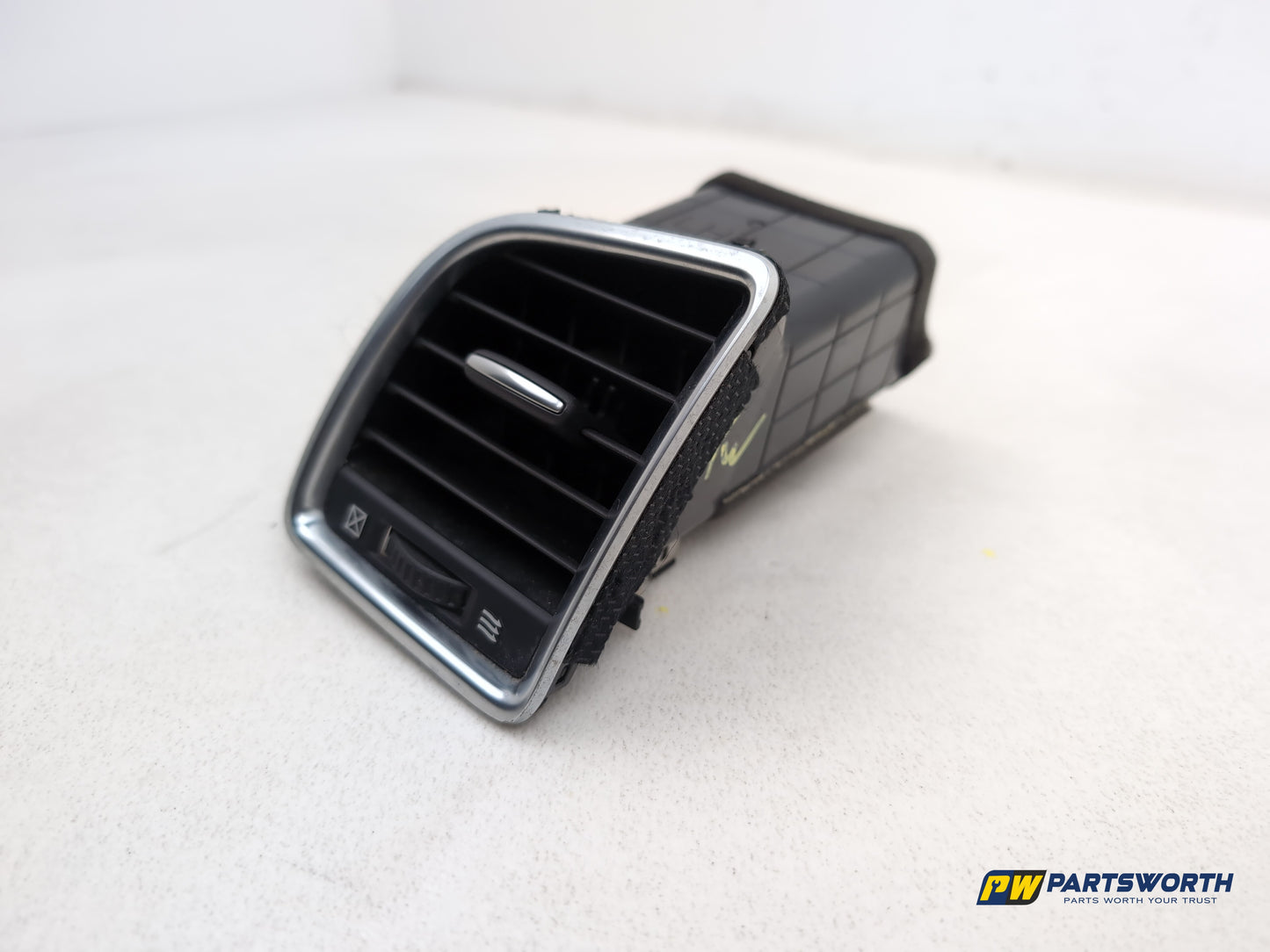 Dashboard Trim With Air Vent  2