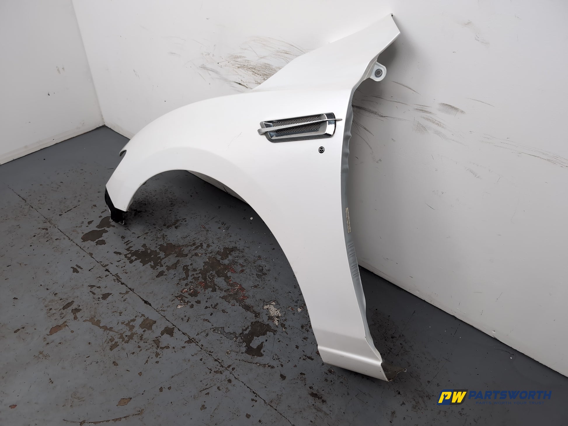 Wing Front LH 2