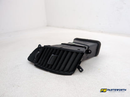 Facia Vent Centre 2