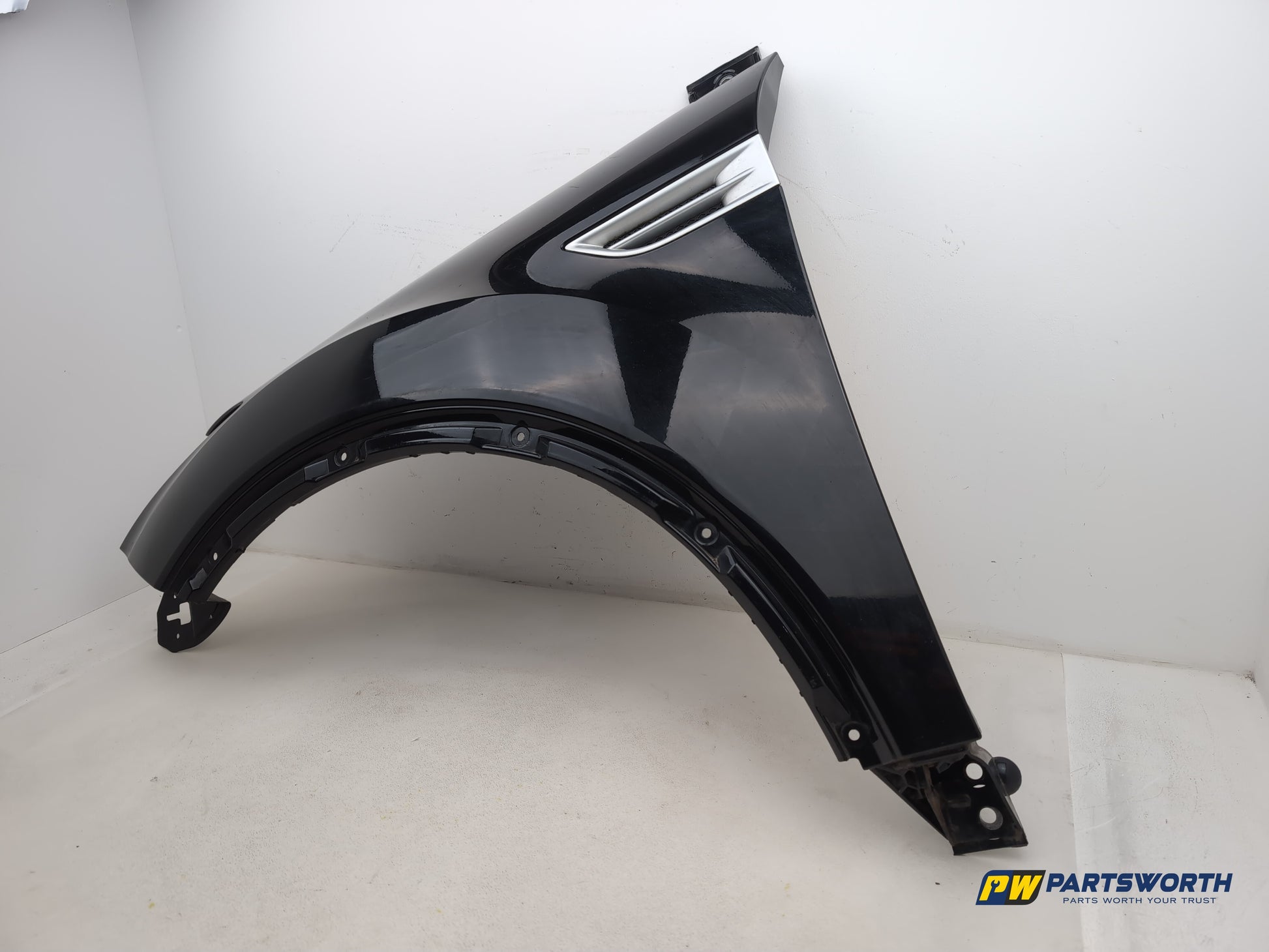 Wing Front LH 2