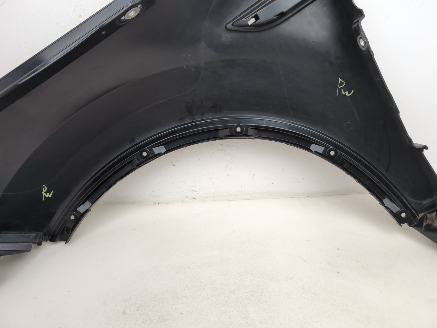 Wing Front RH 8