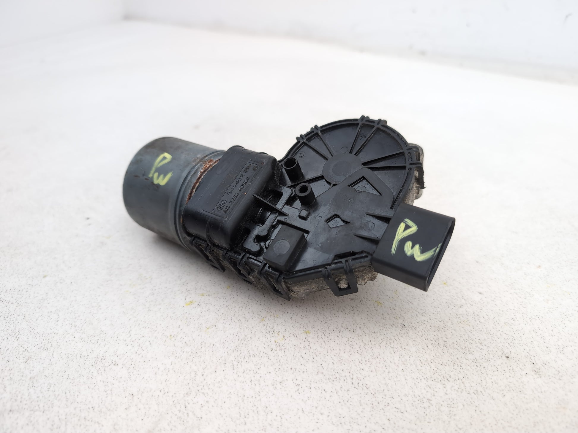 Wiper Motor Front 2