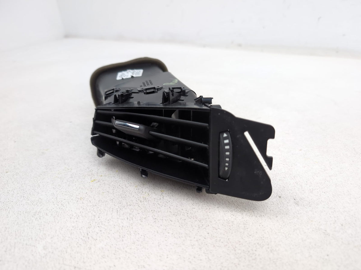 Facia Vent RH 2