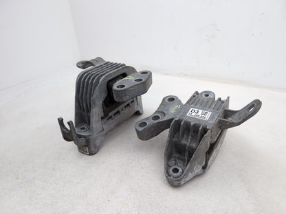 Engine Mounting Bracket 2