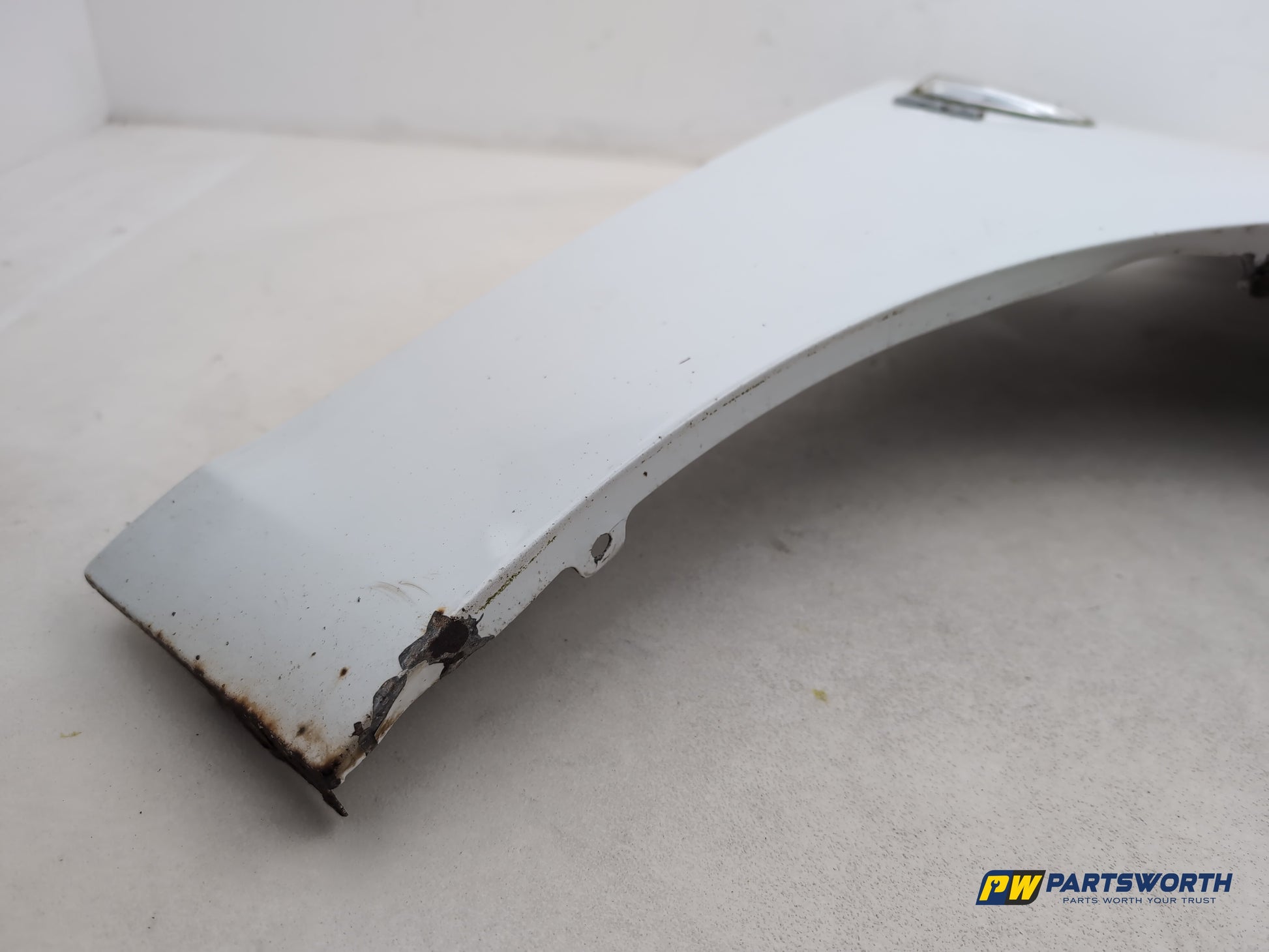Wing Front RH 8