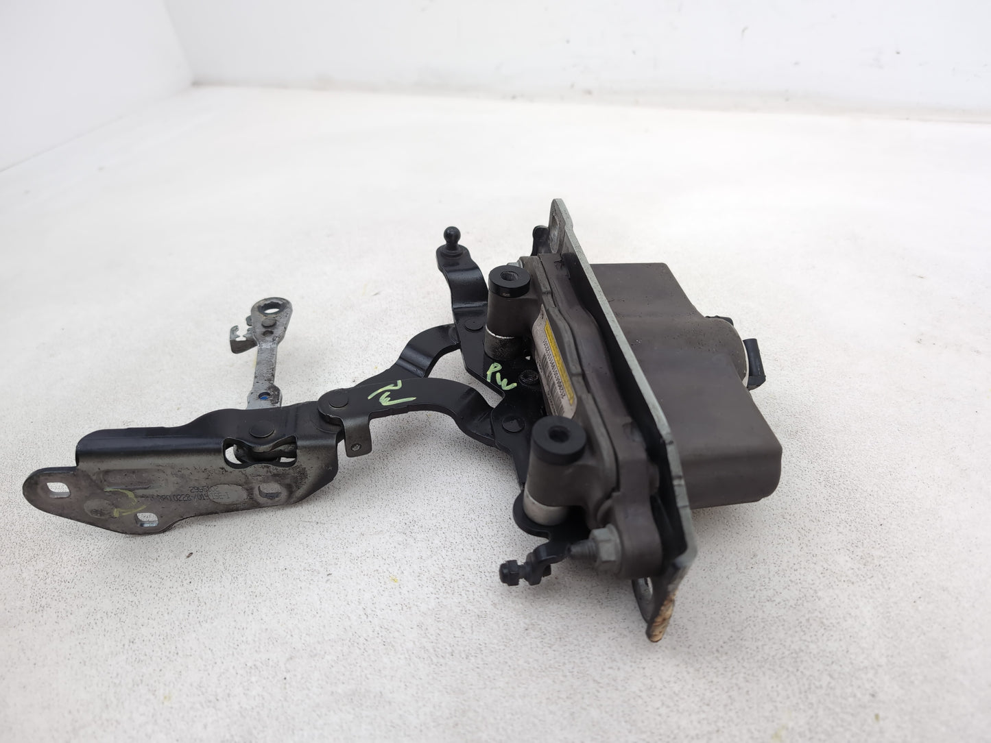 Bonnet Hinge RH 2