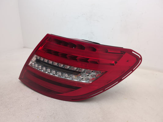 Mercedes-Benz C250 Amg Sport Lamp Assembly Rear Rh Driver Side A2048205864 - photo 2
