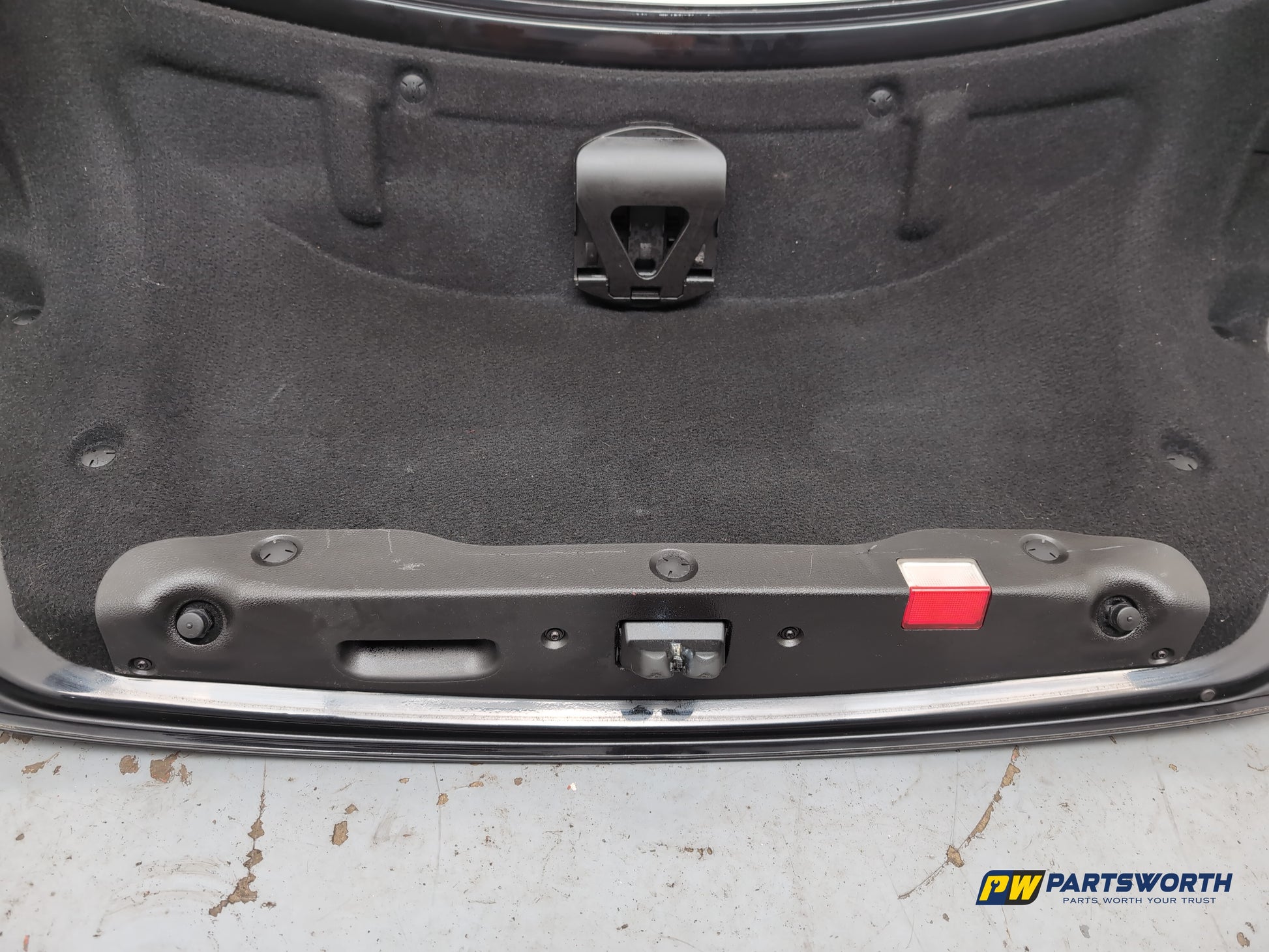 Boot Lid 8