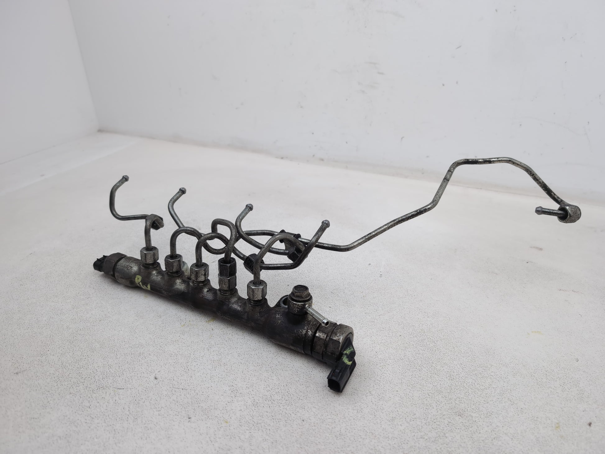 Fuel Rail 2