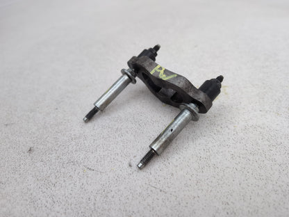 Engine Mounting Bracket 2