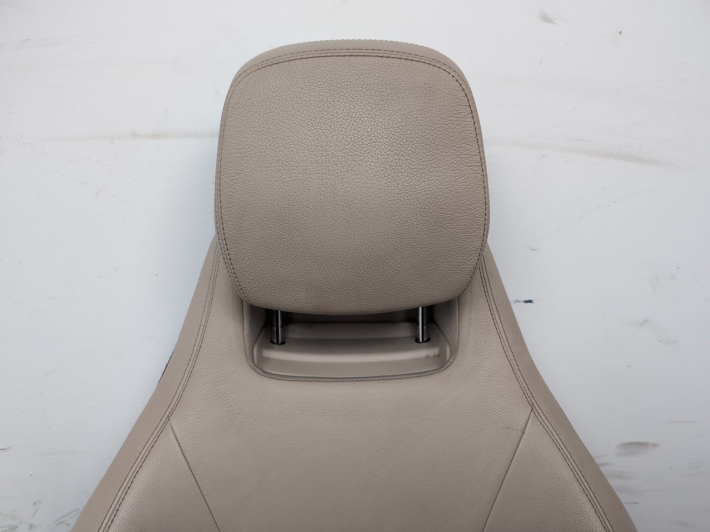 Mercedes-Benz C250 Amg Sport Ed125 Cdi Seat Front Lh Passenger Side 2007-2014 - photo 8