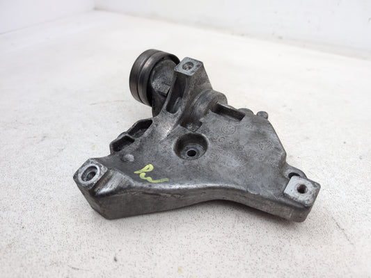 Volkswagen Tiguan Se 4motion Ac Compressor Mount Bracket 03c903143b 2008-2011 - photo 2