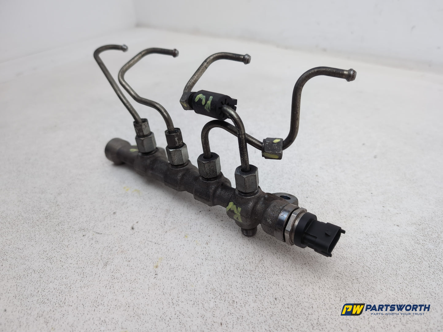 Fuel Rail 2