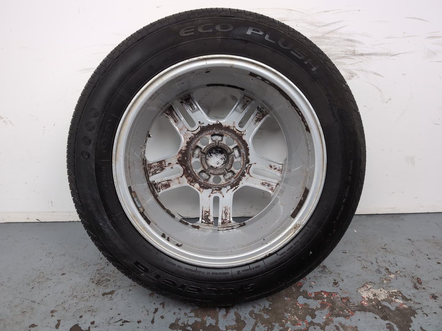Ford Galaxy Zetec Tdci Auto Wheel With Tyre 205/60 R16 Am2j1007aa - photo 9