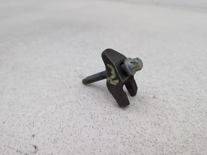 Engine Mounting Bracket 2