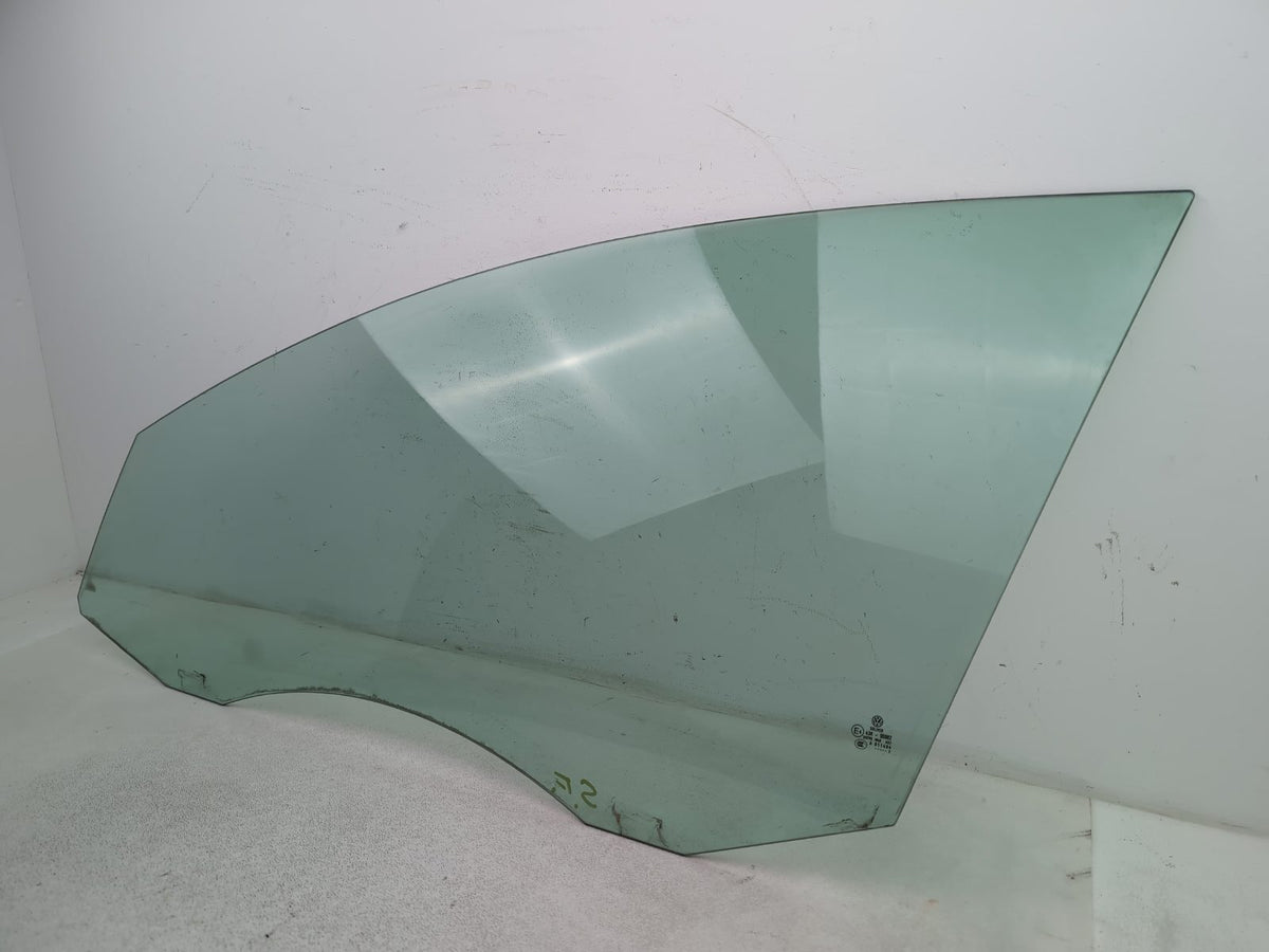 Door Glass Front LH 2