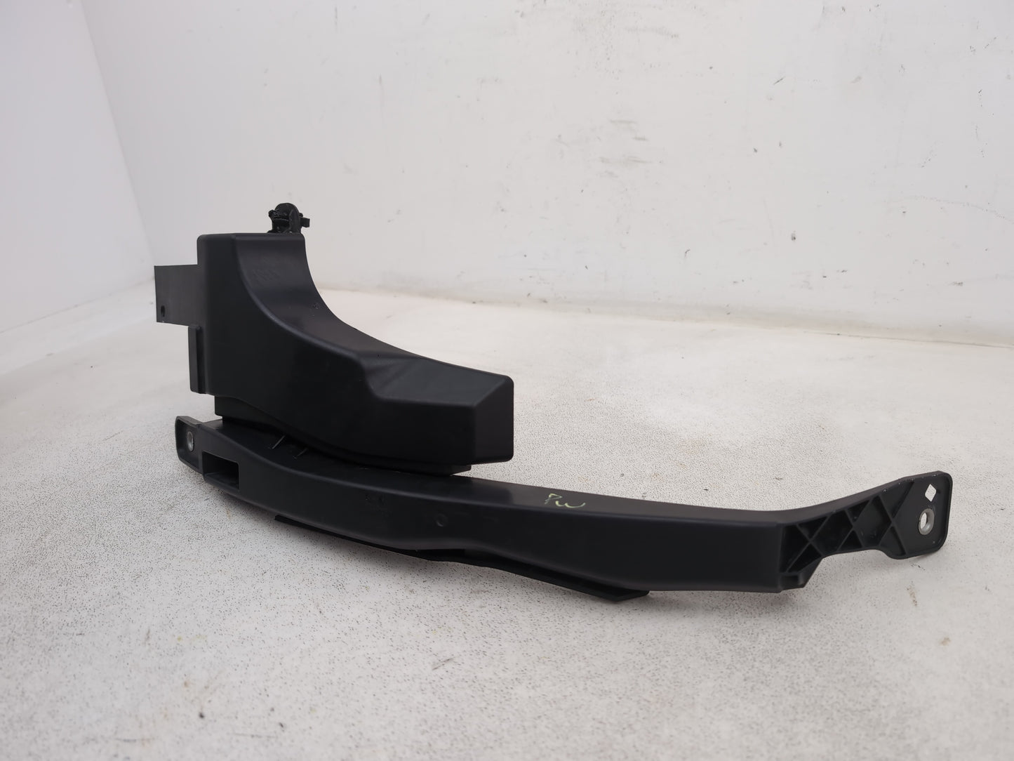 Headlamp Panel Support Bracket RH 2