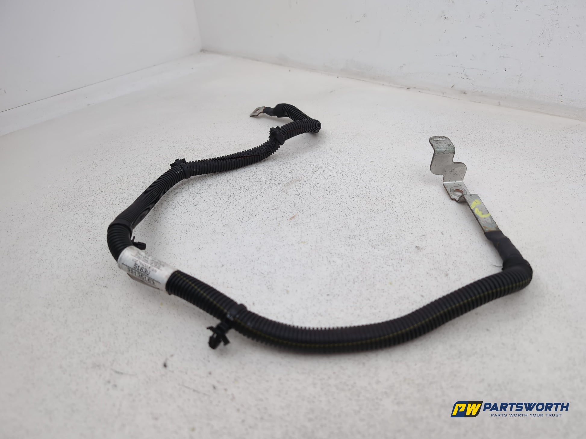 High Voltage Battery Charging Cable 2