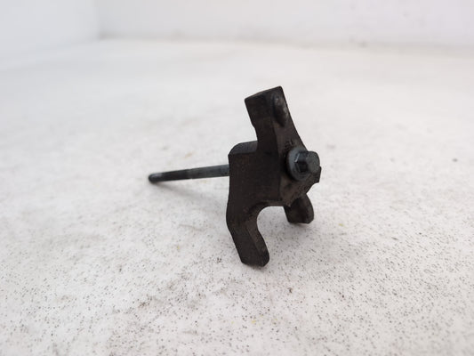 Jaguar Xe Prestige D Auto Engine Mounting Bracket 2015-2021 - photo 2