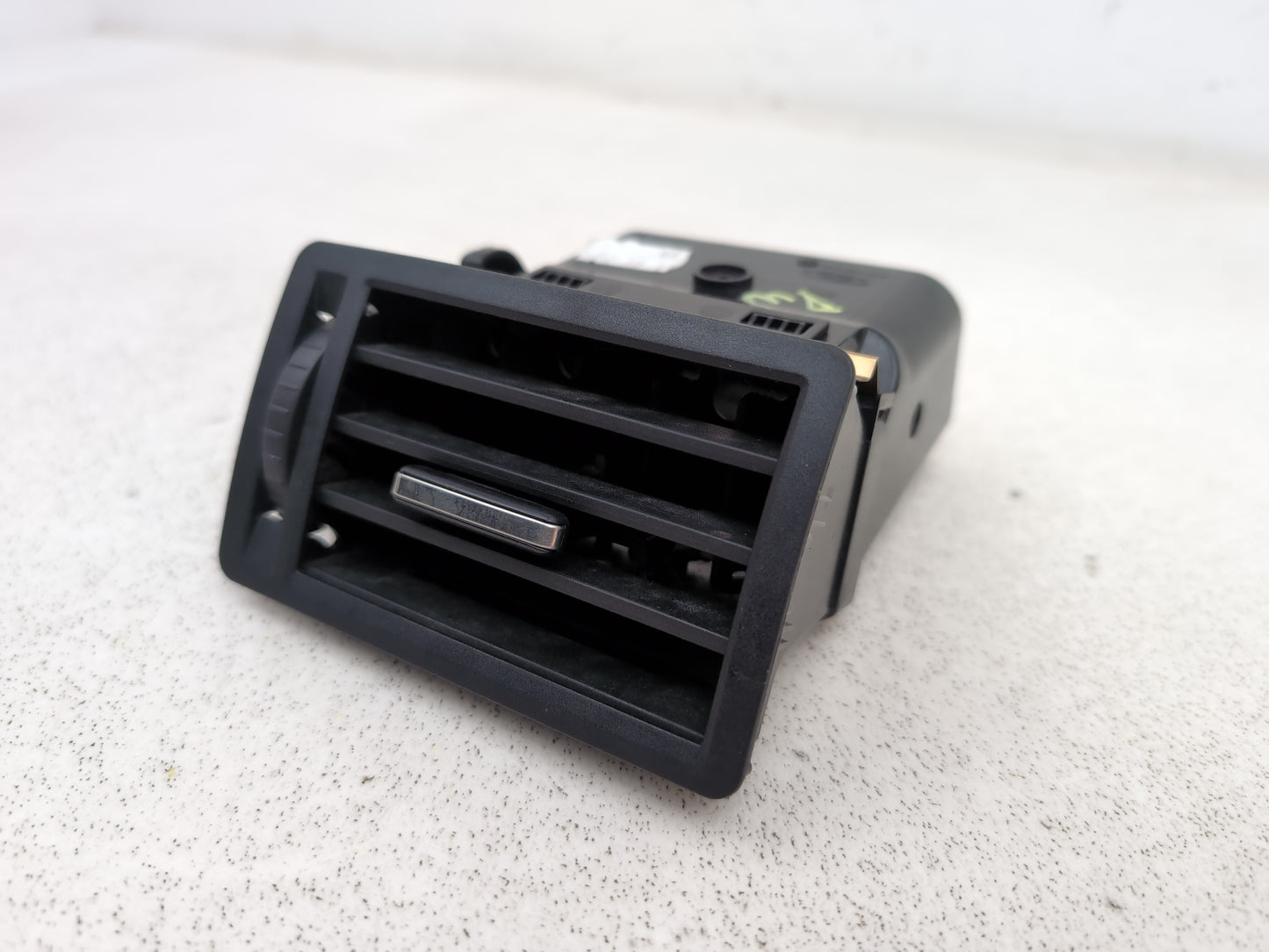 Dashboard Trim With Air Vent  2