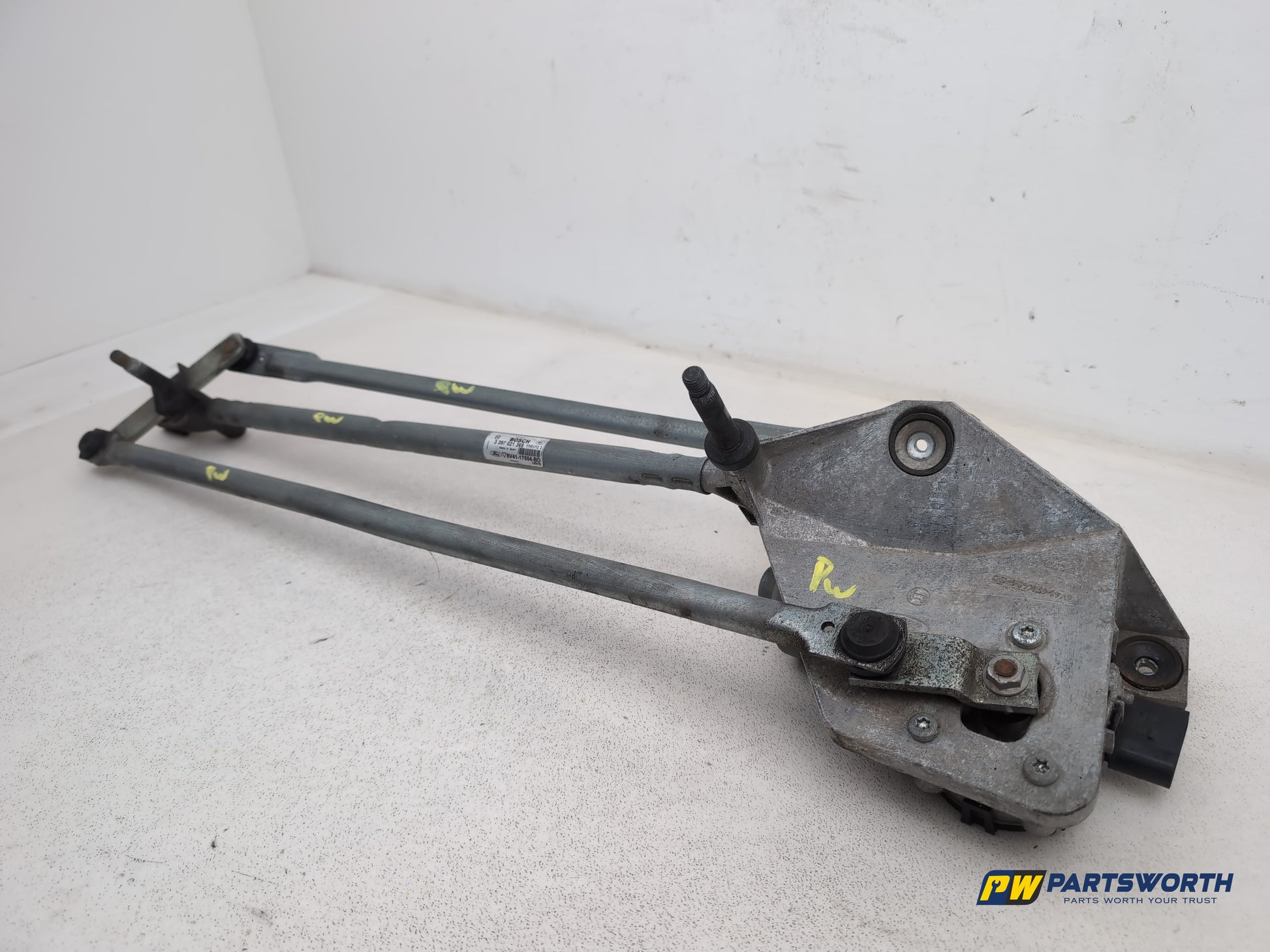 Front Wiper Motor & Mechanism / Linkage 2