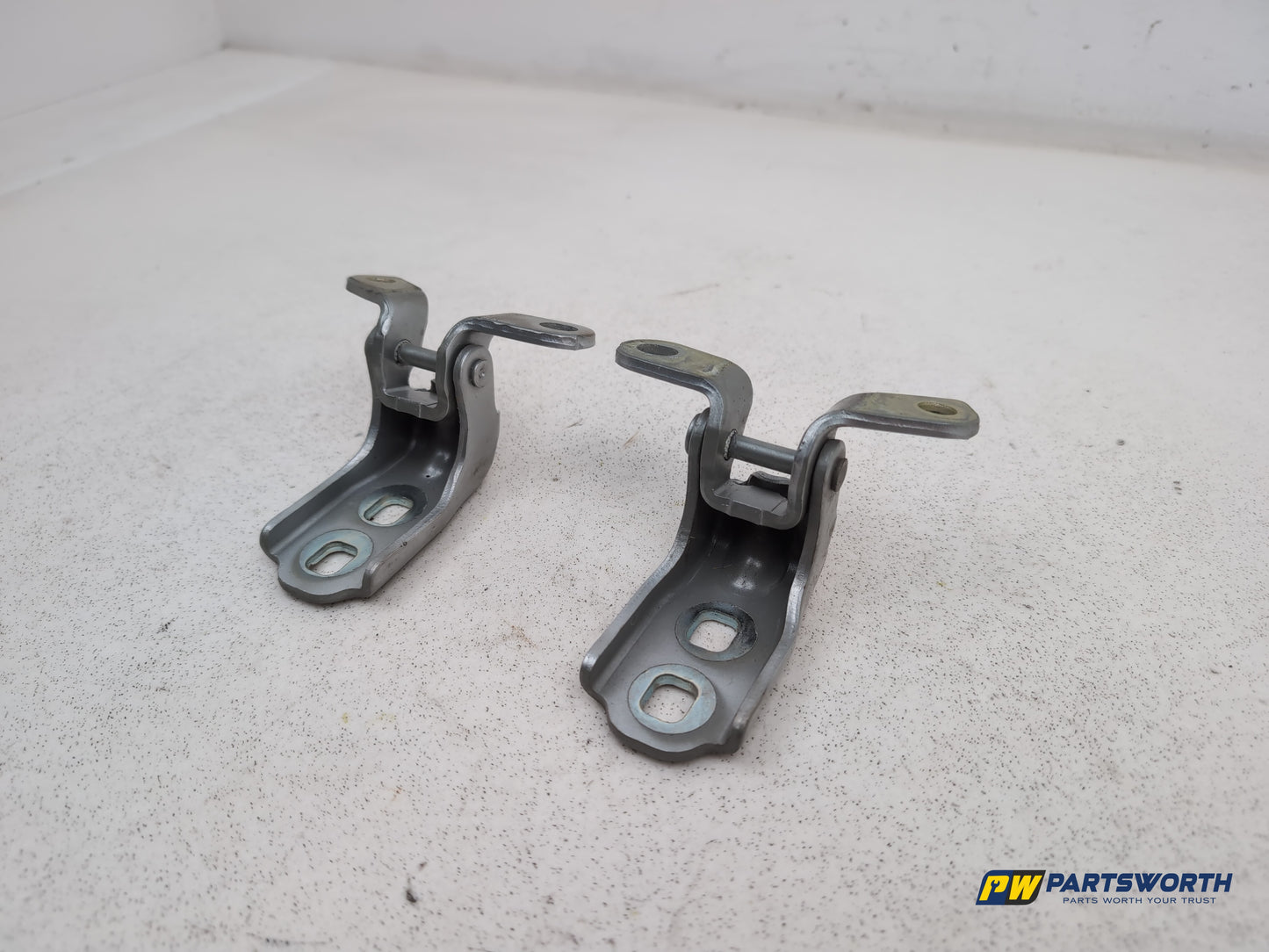RH Front Door Hinge Pair  2