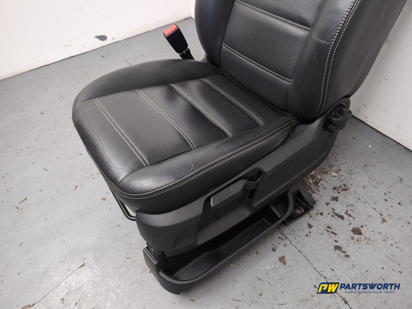 Ford Kuga Titanium X 4x4 Tdci Auto Seat Front Lh Heated Black Leather 2012-2019 - photo 2