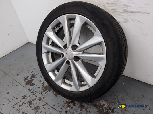 Honda Accord /Nissan Quasqai Wheel With Tyre 225/45 R17 403004ea1b - photo 2