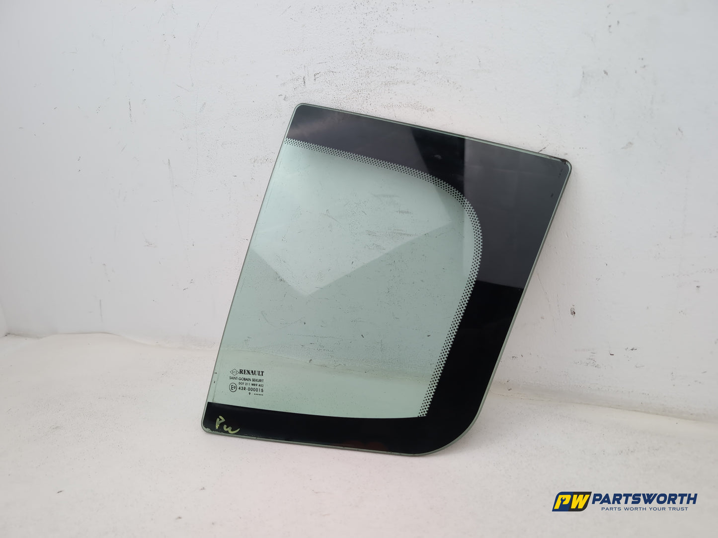 Renault Megane Expression Vvt 110 Rear Left Side Quarter Glass 2008-2015 - photo 2