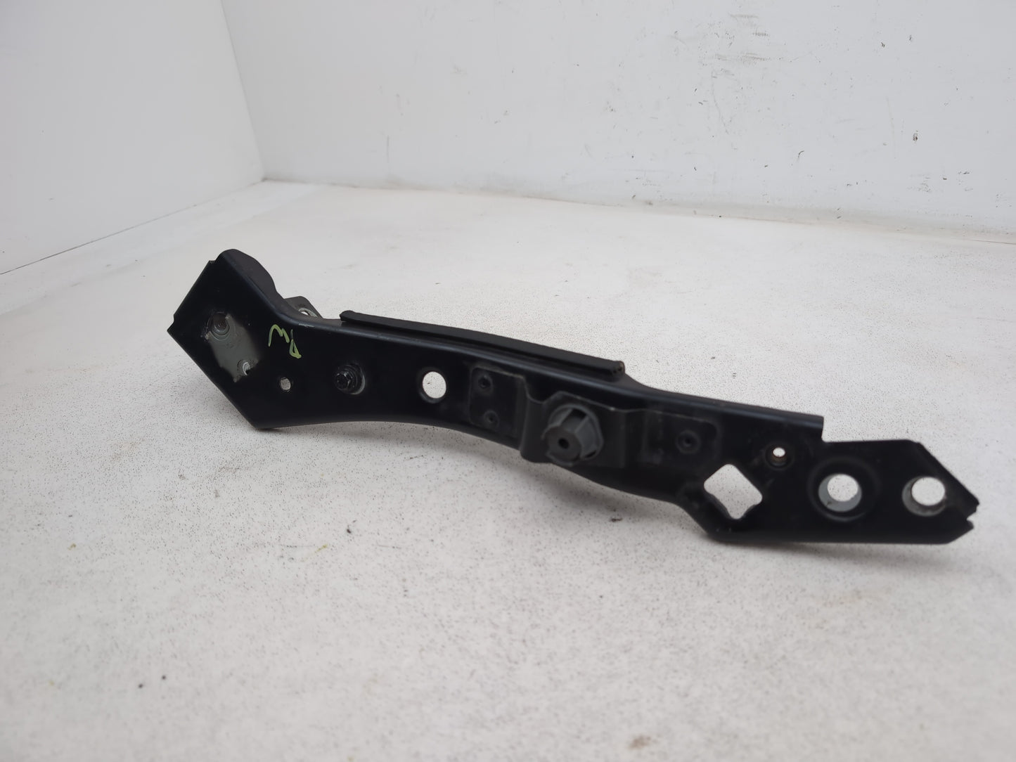 Renault Megane Expression Vvt Passenger Side L Front Slam Panel Bracket 6251306d - photo 2
