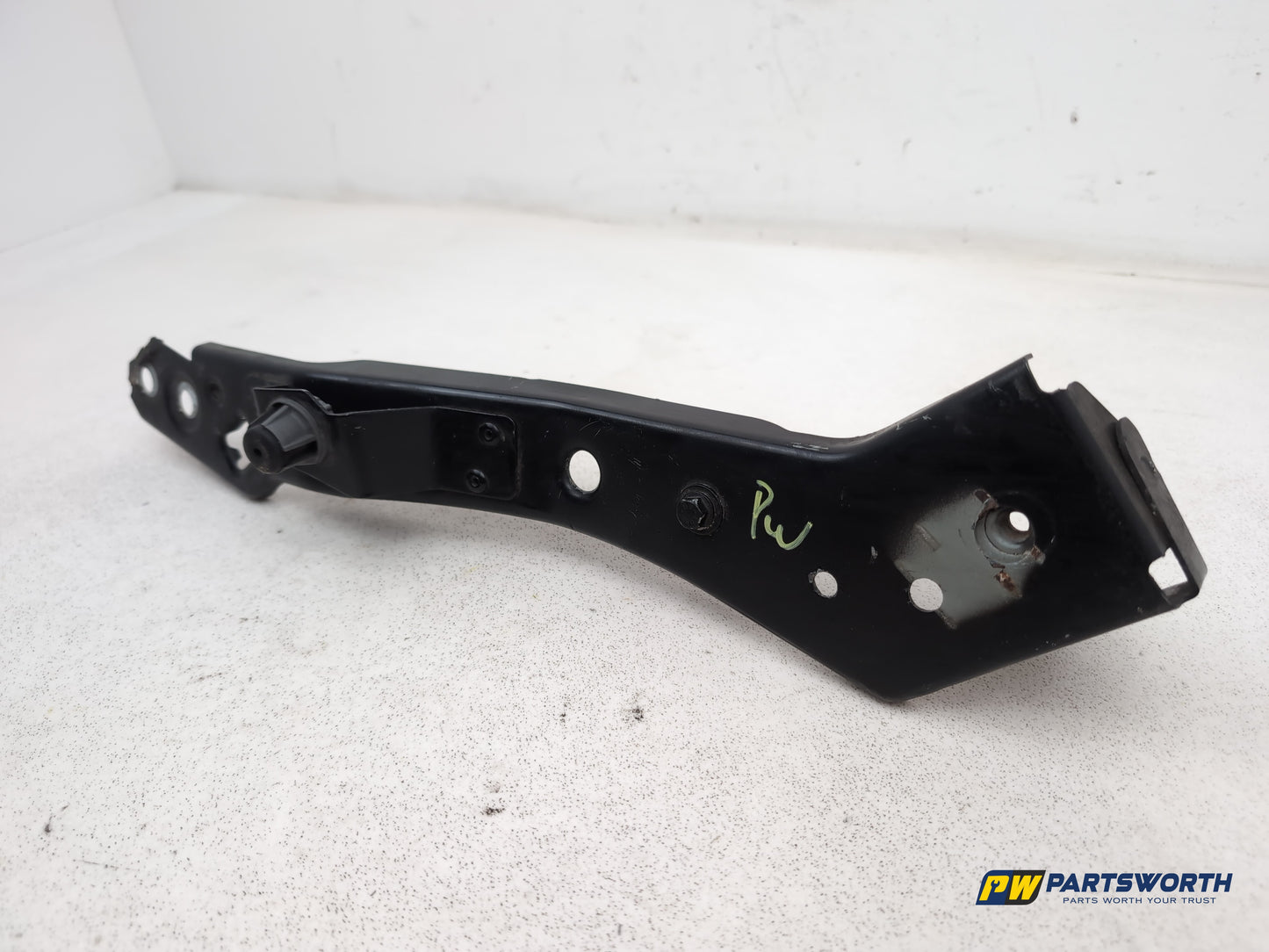Renault Megane Expression Vvt Driver Side Rh Front Slam Panel Bracket 6251206d - photo 2